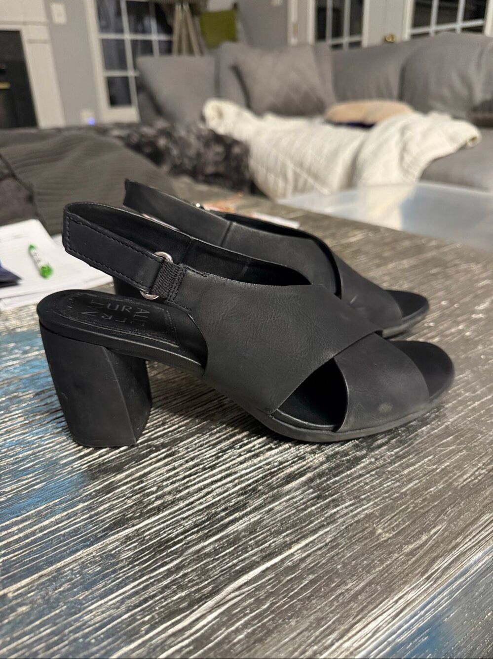 Naturalizer Treasure Slingback Plastic Heel Sandal in Black sz 8.5